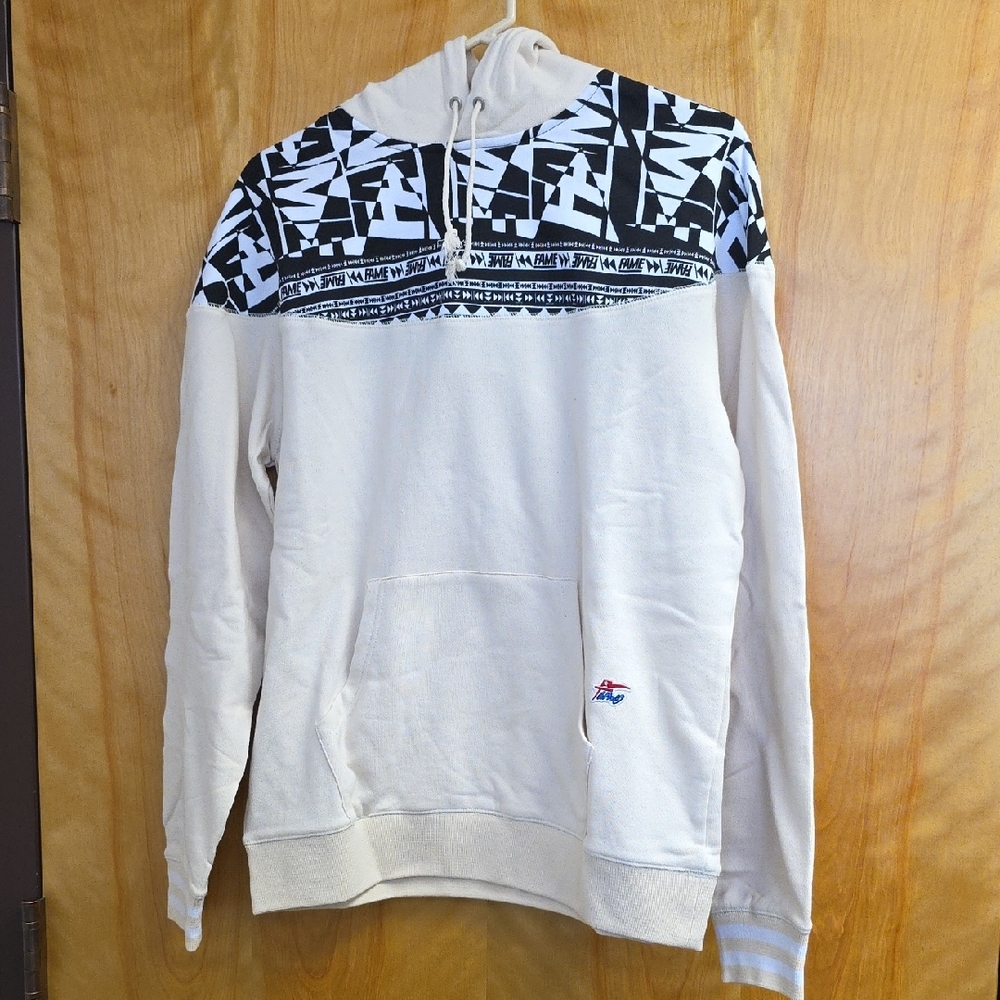 Hall of Fame Mid-weight Graphic Hoodie with Black and White Pattern Men's Medium